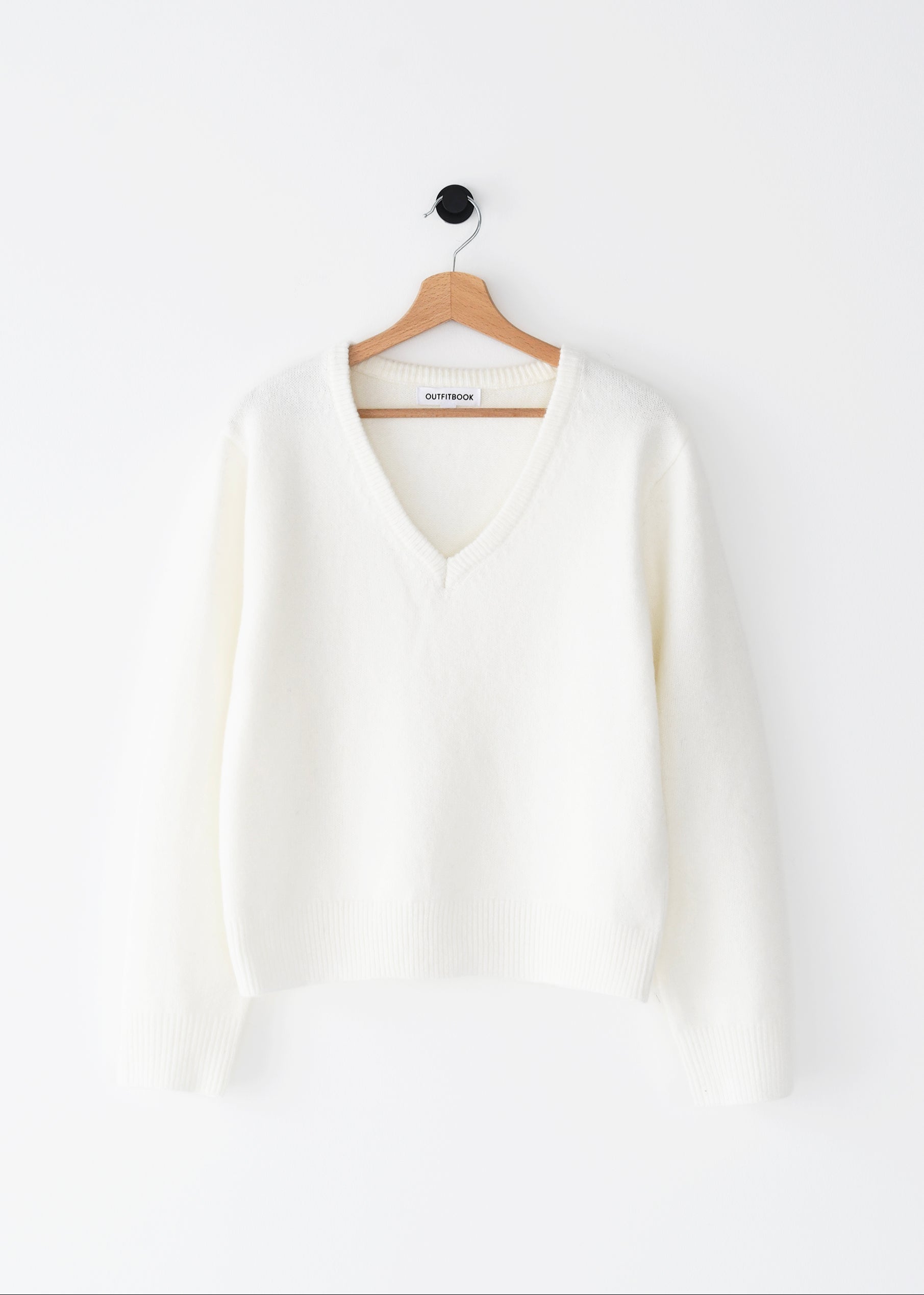 Lena - V-Neck Sweater