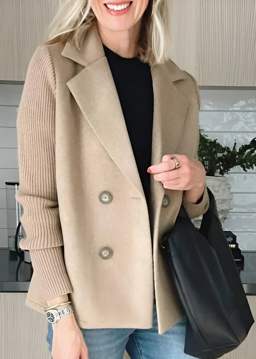 Iris – Timeless Coat, Effortless Class